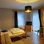 Tyrolska Privatunterkunft